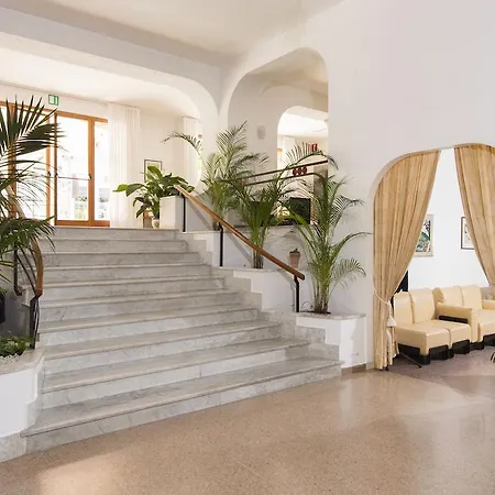 La Sirenella ホテル スペルロンガ