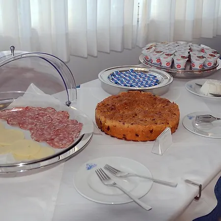 La Sirenella 3* スペルロンガ