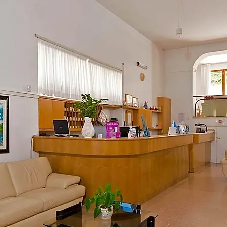La Sirenella Otel