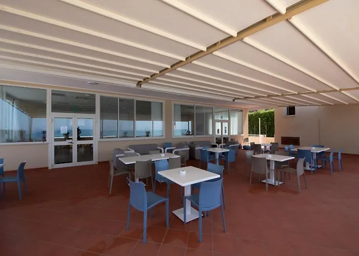 Hotel La Sirenella 3*